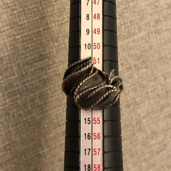 Vintage stamped sterling silver freeform oxidized leaf ribbon ring size 6.25 - Picture 10 of 12